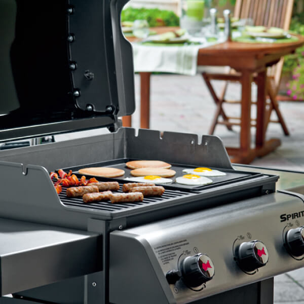 100％本物保証！ グリル BBQ コンロ バーベキュー ウェーバー(Weber) Q3000シリーズ用グリドル 日本正規品 8-10人用